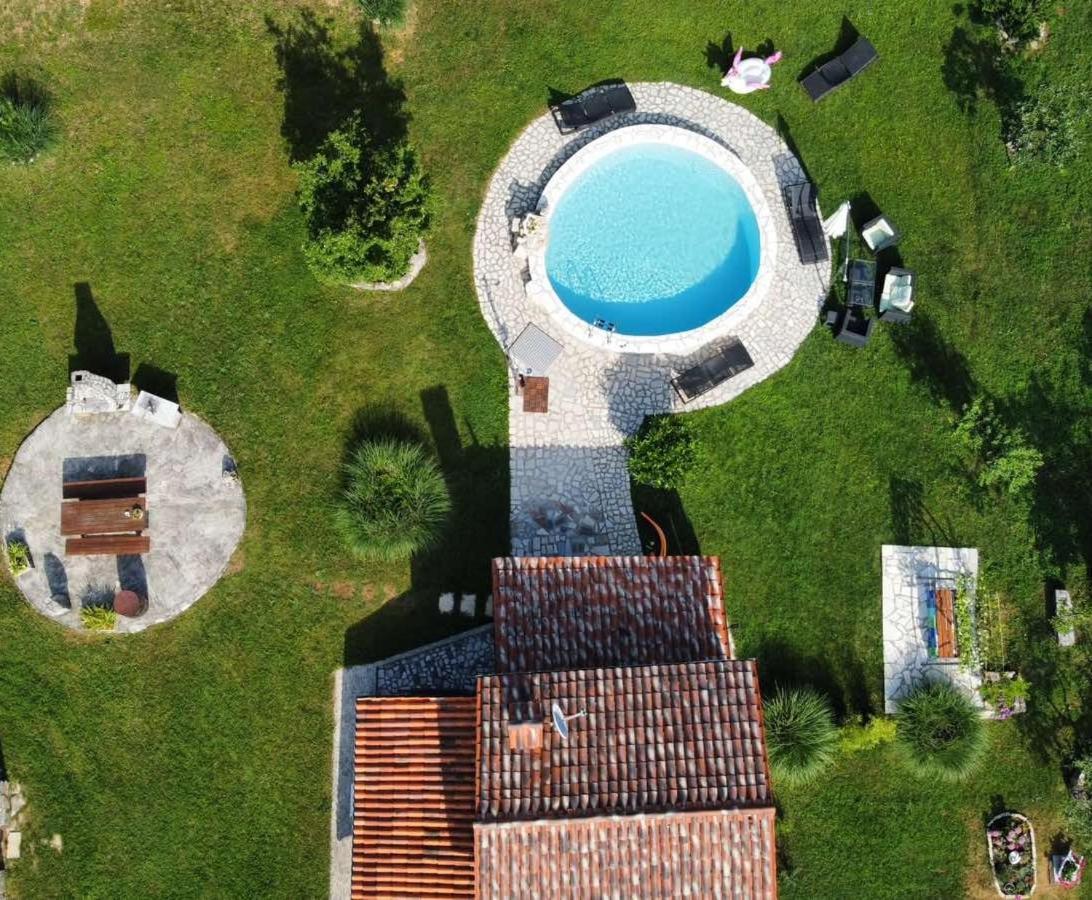 Holiday House Vuki Nedeščina Exteriér fotografie