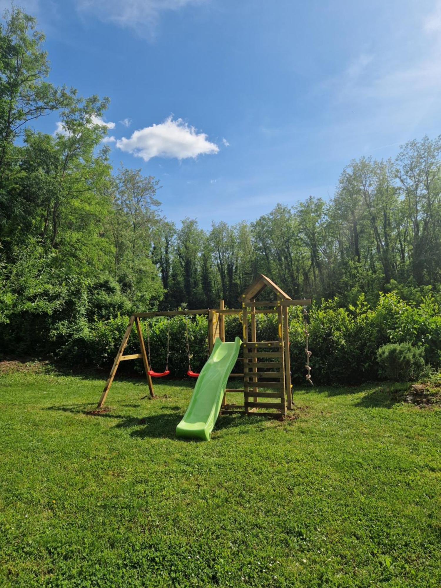 Holiday House Vuki Nedeščina Pokoj fotografie